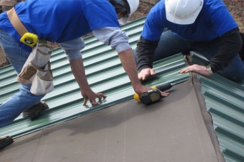 Cách lợp mái tôn chống nóng cho sân thượng – ngăn thấm dột